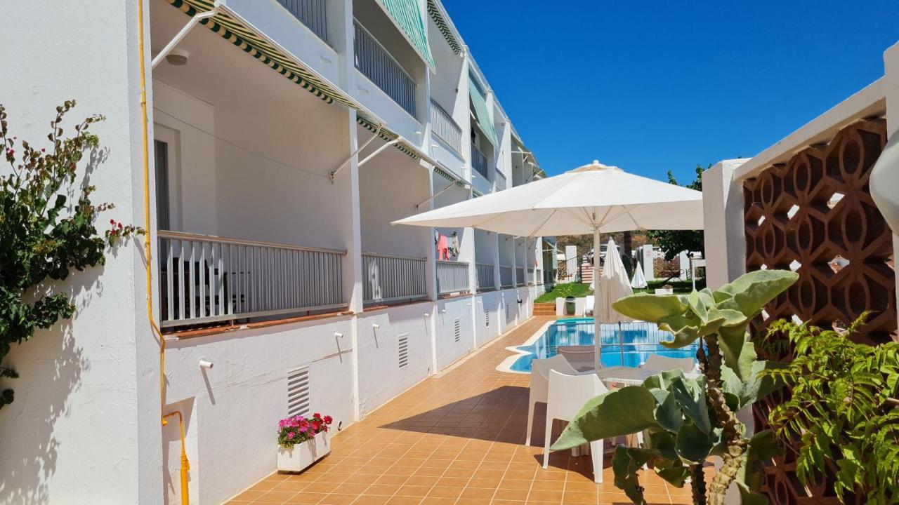 Hostal S'Algaret ฟอร์เนลส์ ภายนอก รูปภาพ
